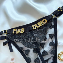 Cargar imagen en el visor de la galería, Tanga Hilo Negro con texto: Más duro
