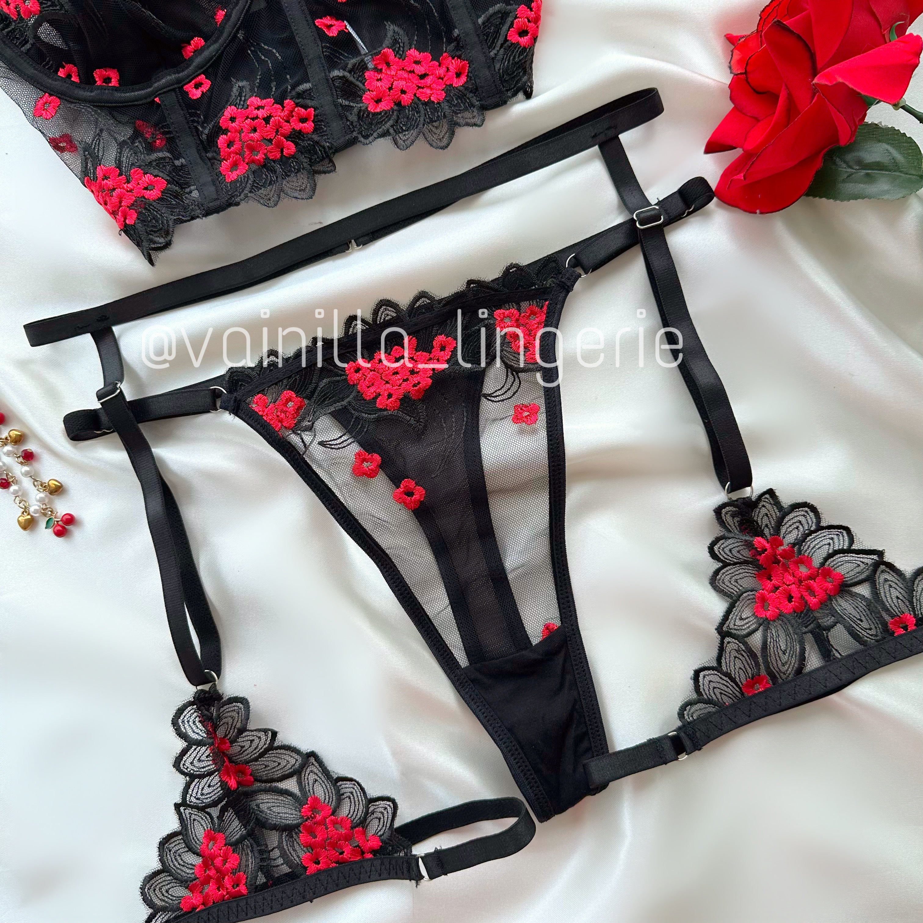Set Simona negro con rojo
