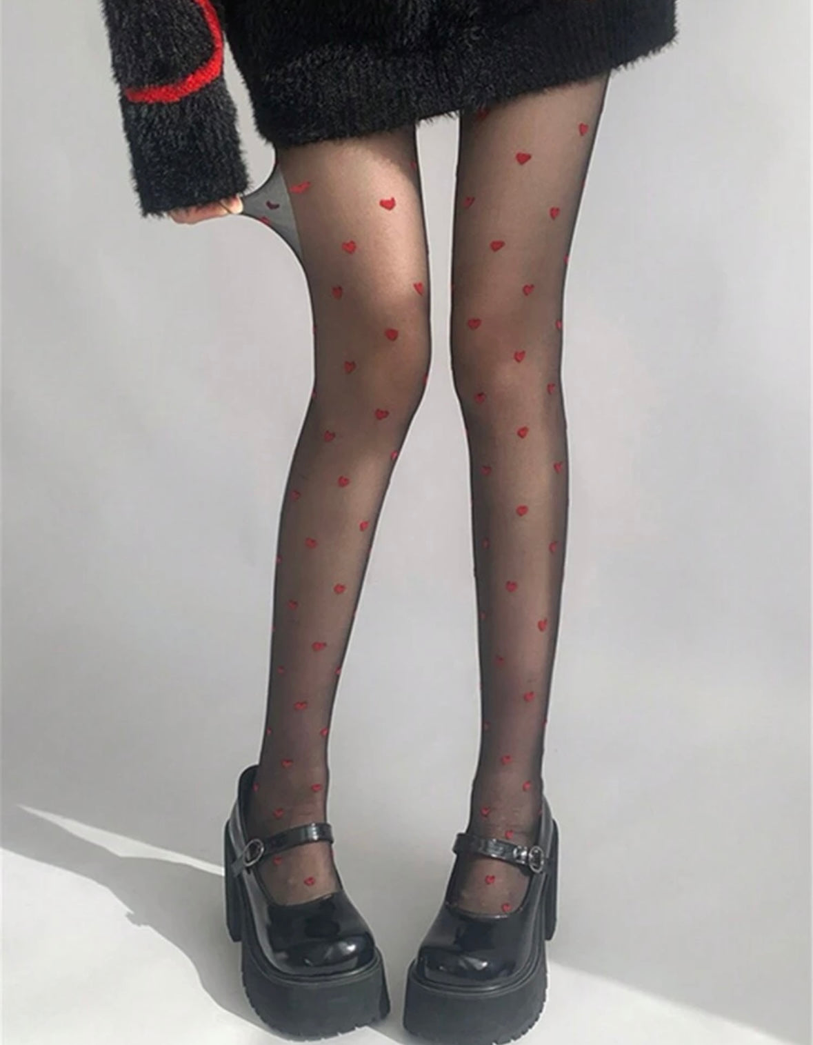 Medias corazones rojos