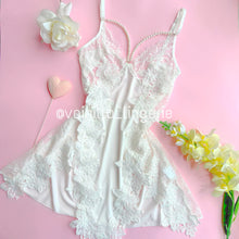 Load image in gallery viewer,Pijama Vestido Blanco Bride
