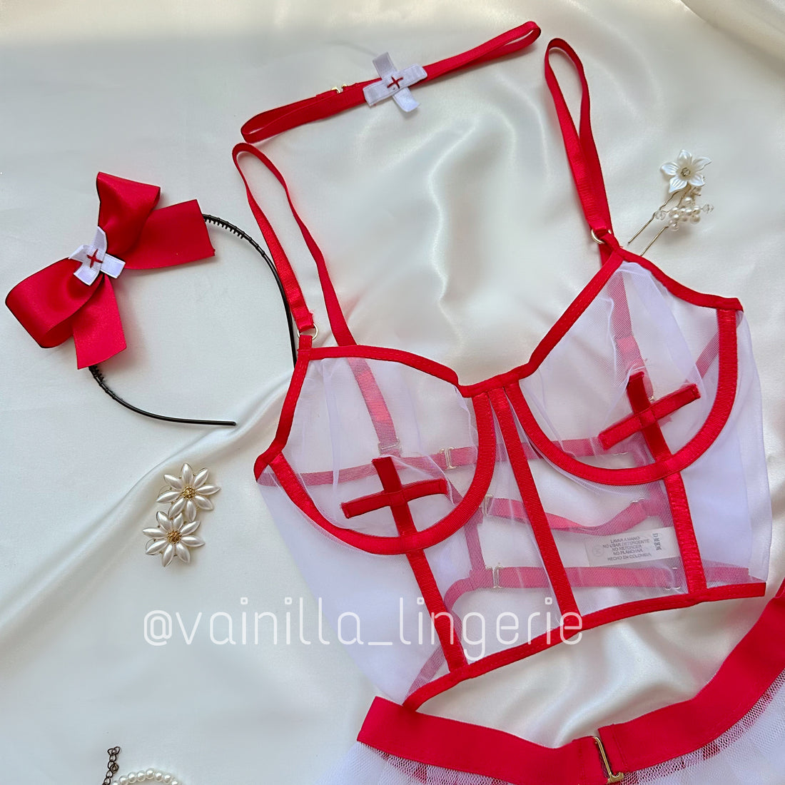 Set enfermera blanco con rojo