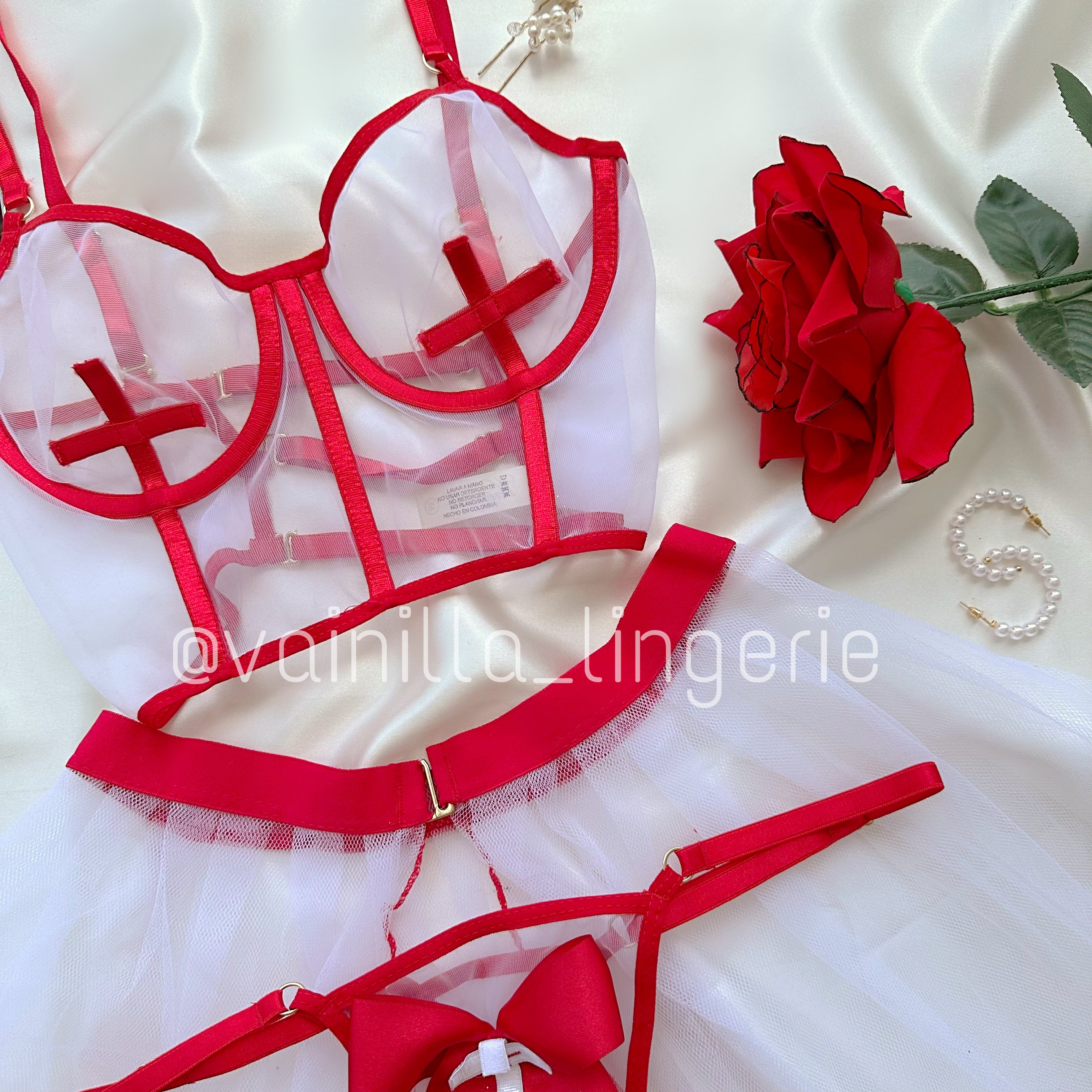Set enfermera blanco con rojo
