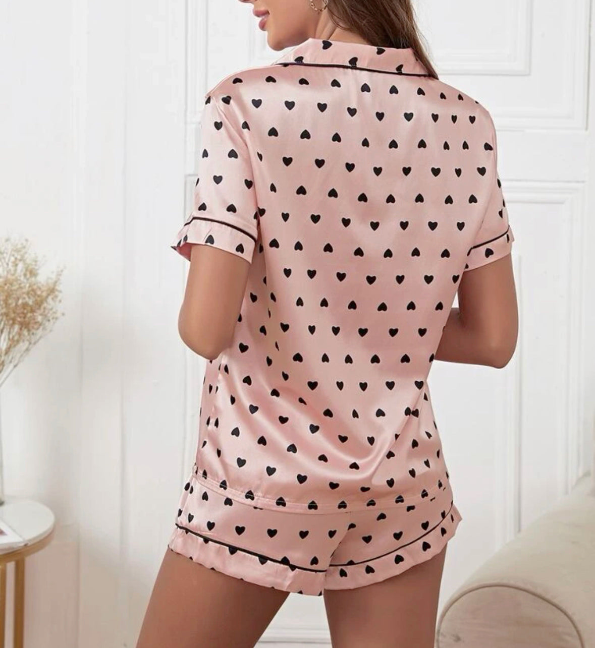 Pijama satín corazón rosa