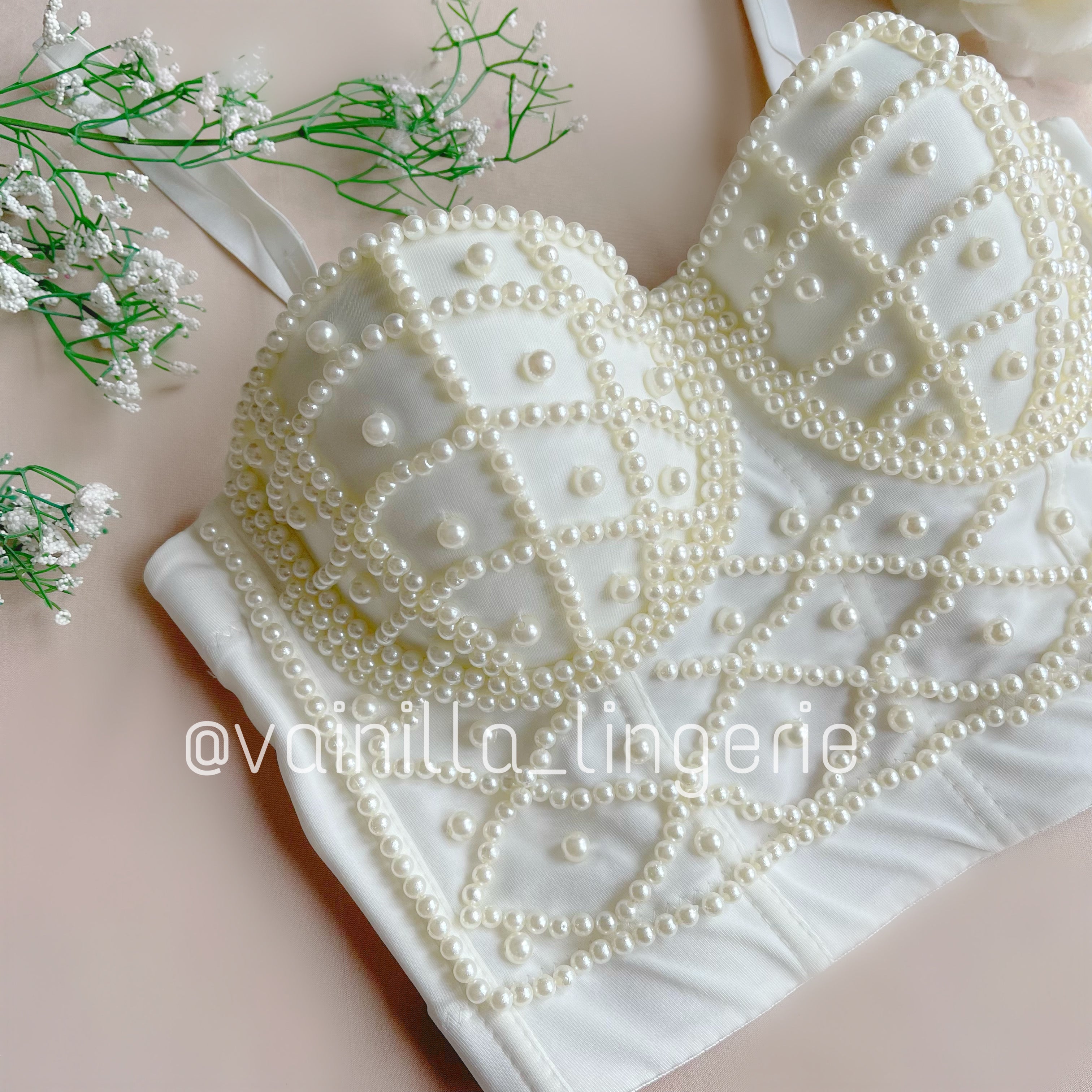 Charlotte Beige